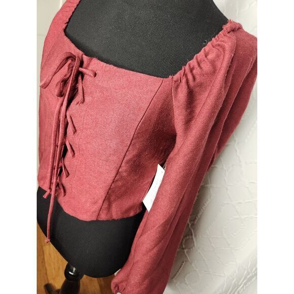 Charming Puff-Sleeve Lace-Up‎ Crop Top - Picture 2 of 5